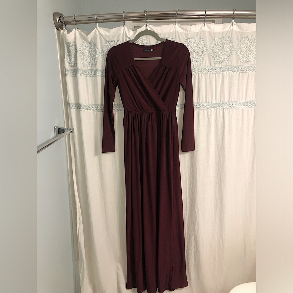 Beautiful Burgundy Formal Gown